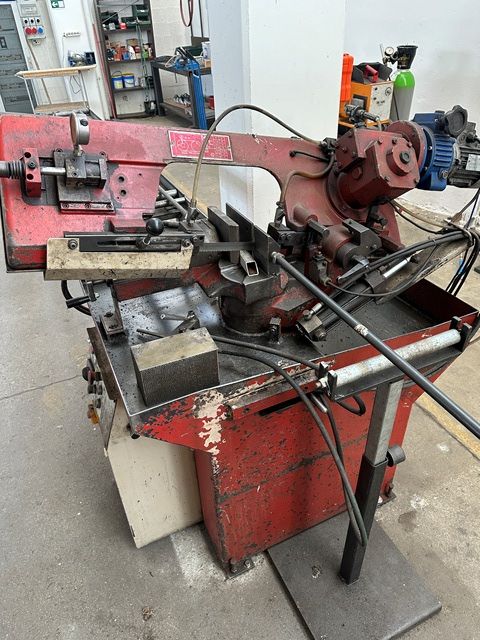 4TC052504-Caselli-Group-MITRE-SAW-FOR-IRON-RAIM-22 (1).JPG
